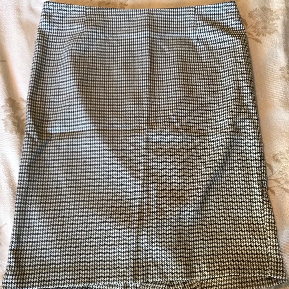 GUC Express herringbone pencil skirt